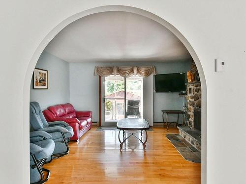 Salle familiale - 28 Rue St-Jacques, Saint-Jacques, QC - Indoor Photo Showing Living Room