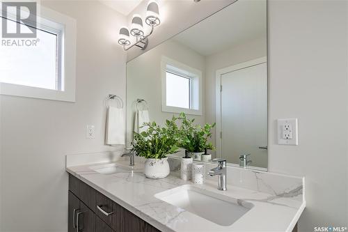 723 Henry Dayday Road, Saskatoon, SK - Indoor Photo Showing Bathroom