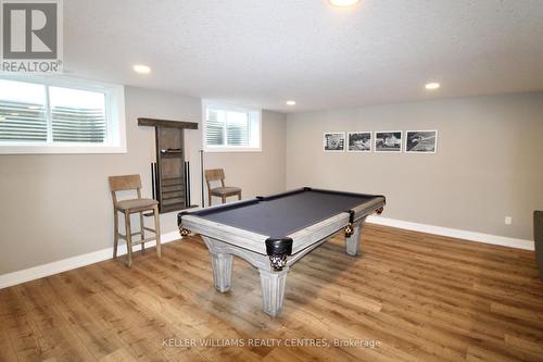 112 Jackson Street E, West Grey, ON - Indoor Photo Showing Other Room