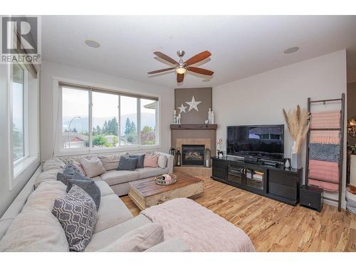 2040 Skyview Crescent, Lumby, BC - Indoor Photo Showing Living Room With Fireplace