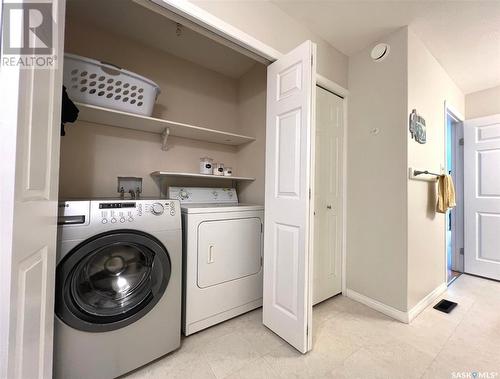 1803 Chaplin Street E, Swift Current, SK - Indoor Photo Showing Laundry Room