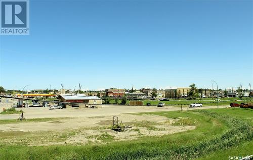 3 2Nd Avenue, Weyburn, SK - Outdoor With View