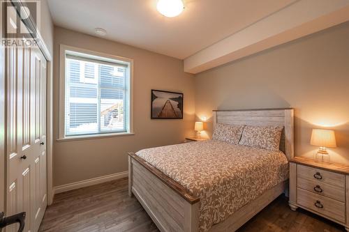 2450 Radio Tower Road Unit# 273, Oliver, BC - Indoor Photo Showing Bedroom