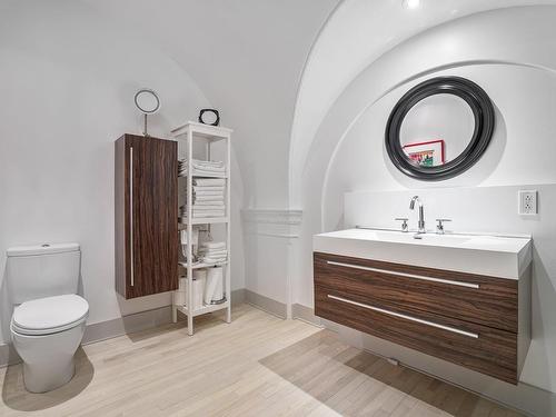 Salle de bains - 103-265 Av. Du Mont-Royal O., Montréal (Le Plateau-Mont-Royal), QC - Indoor Photo Showing Bathroom