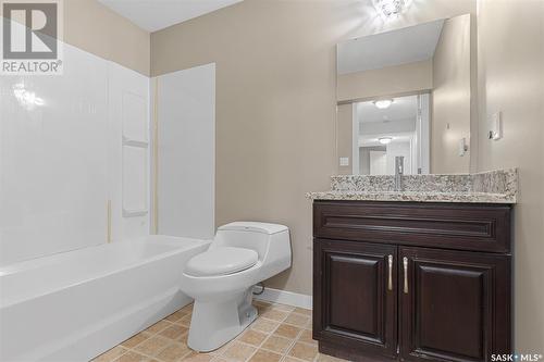 143 Johns Road, Saskatoon, SK - Indoor Photo Showing Bathroom