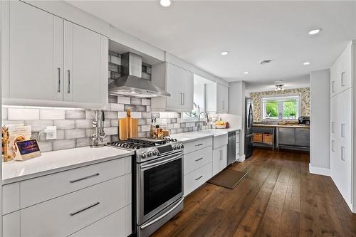 1177 Queenston Road, Niagara-On-The-Lake, ON - Indoor Photo Showing Kitchen With Upgraded Kitchen