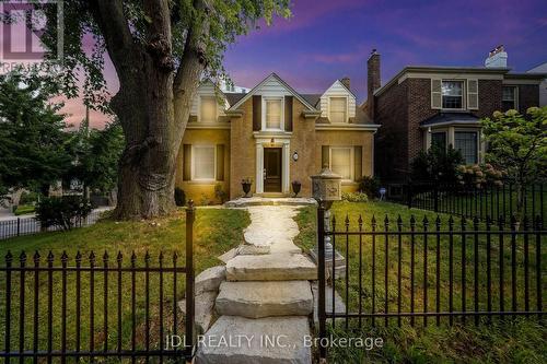 29 Highbourne Road, Toronto, ON - Outdoor With Facade