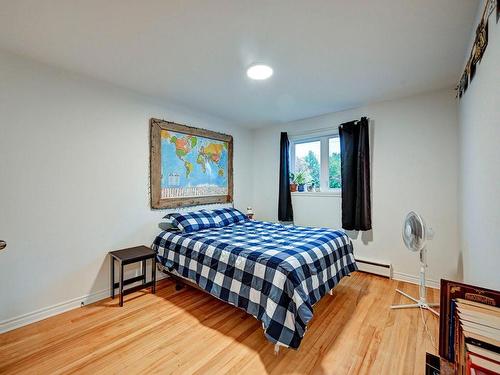 Master bedroom - 43  - 45 Rue St-Jacques E., Sainte-Thérèse, QC - Indoor Photo Showing Bedroom