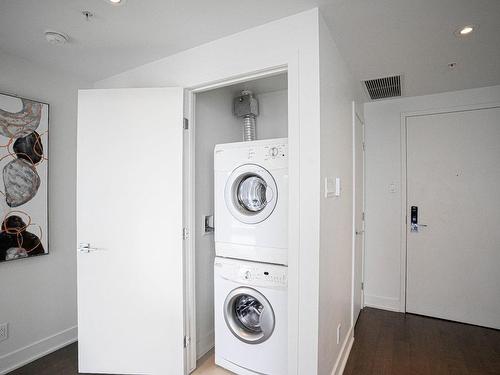Salle de lavage - 3907-1050 Rue Drummond, Montréal (Ville-Marie), QC - Indoor Photo Showing Laundry Room