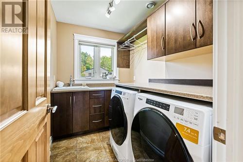 34 Bordeaux St, Shediac, NB - Indoor Photo Showing Laundry Room