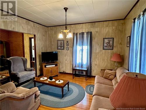 232 Main Street, Aroostook, NB - Indoor Photo Showing Living Room