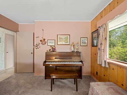 1298 Arden Rd, Courtenay, BC - Indoor Photo Showing Other Room