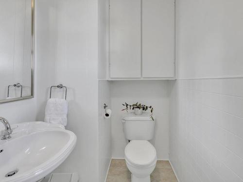 Salle d'eau - 608 Route Marie-Victorin, Verchères, QC - Indoor Photo Showing Bathroom