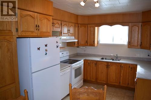 366 Main Road, Gaskiers, NL - Indoor Photo Showing Kitchen With Double Sink