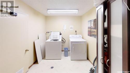 506 11Th Street E, Saskatoon, SK - Indoor Photo Showing Laundry Room