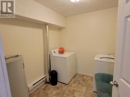 643 Murphy Street, Quesnel, BC - Indoor Photo Showing Laundry Room