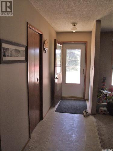 306 3Rd Avenue W, Leader, SK - Indoor Photo Showing Other Room