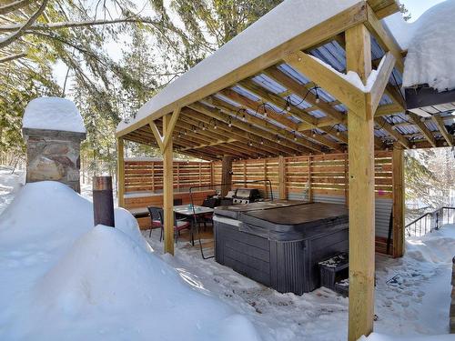 Hot tub - 570 Ch. Du Lac-Hénault N., Mandeville, QC - Outdoor