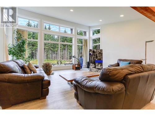 69 Elderberry Street, Kitimat, BC - Indoor Photo Showing Living Room