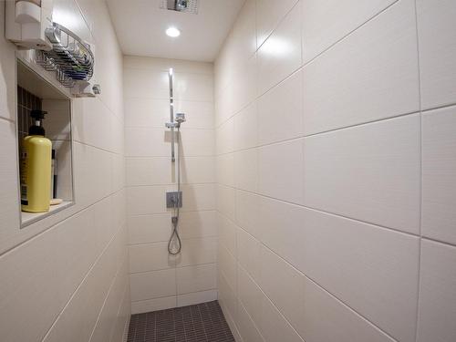 Bathroom - 33 Rue Des Moissons, Orford, QC - Indoor Photo Showing Bathroom