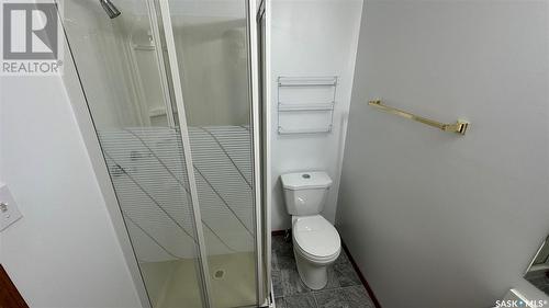 906 104Th Avenue, Tisdale, SK - Indoor Photo Showing Bathroom