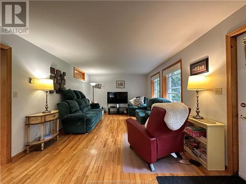 27 Maxwell Dr, Sussex, NB - Indoor Photo Showing Living Room