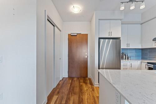 340 Plains Road E|Unit #508, Burlington, ON - Indoor Photo Showing Kitchen With Stainless Steel Kitchen