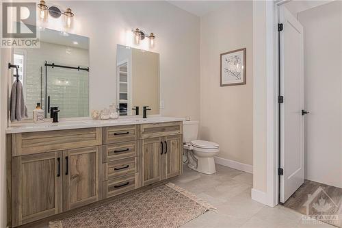 Ensuite bathroom - *NOT THE HOME FOR SALE - SAME MODEL PREVIOUSLY BUILT BY BUILDER* - 260 Trudeau Crescent, Russell, ON - Indoor Photo Showing Bathroom