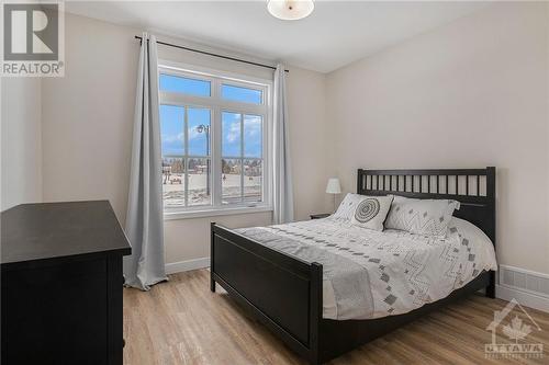 3rd bedroom - *NOT THE HOME FOR SALE - SAME MODEL - 260 Trudeau Crescent, Russell, ON - Indoor Photo Showing Bedroom