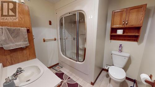 10903 112 Avenue, Fort St. John, BC - Indoor Photo Showing Bathroom