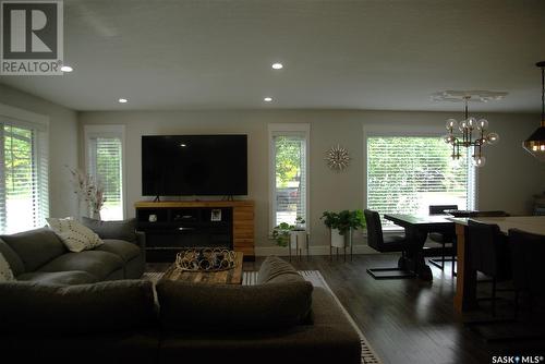 211 Nelson Avenue, Kipling, SK - Indoor Photo Showing Living Room
