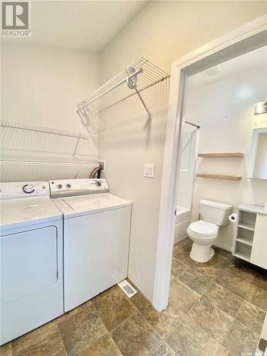 2030 6Th Avenue E, Prince Albert, SK - Indoor Photo Showing Laundry Room