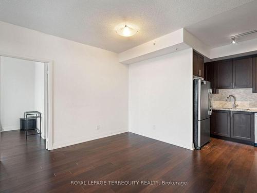 1002-75 North Park Rd, Vaughan, ON - Indoor