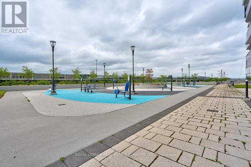 #2109 -2087 Fairview St, Burlington, ON - Outdoor With In Ground Pool With View