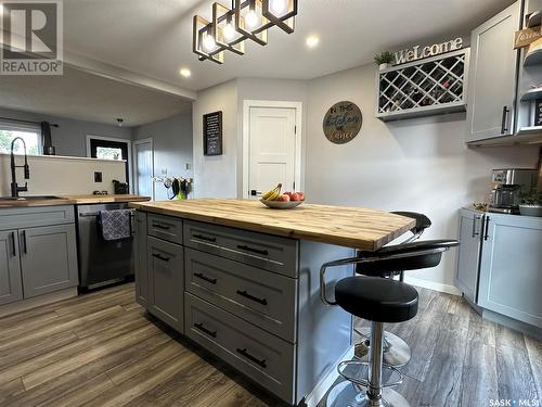 167 Montgomery Crescent, Weyburn, SK - Indoor Photo Showing Kitchen