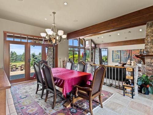 1060 Heffley Louis Cr Rd, Sun Peaks, BC - Indoor Photo Showing Dining Room