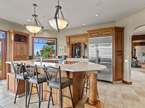 1060 Heffley Louis Cr Rd, Sun Peaks, BC - Indoor Photo Showing Dining Room