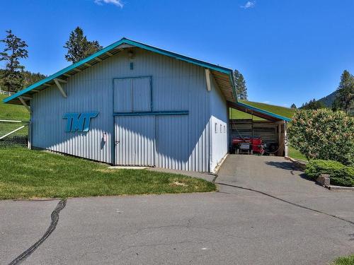 1060 Heffley Louis Cr Rd, Sun Peaks, BC - Outdoor