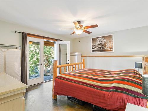 659 Wilks Rd, Mayne Island, BC - Indoor Photo Showing Bedroom