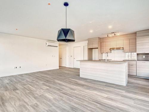 Overall view - 101-4995 Rue Des Ormes, Contrecoeur, QC - Indoor Photo Showing Kitchen