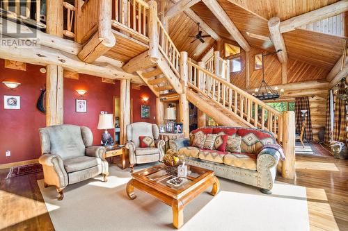 7602 Highway 95, Kingsgate, BC - Indoor Photo Showing Living Room With Fireplace