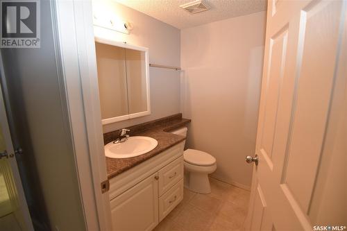 308 215 1St Street E, Nipawin, SK - Indoor Photo Showing Bathroom
