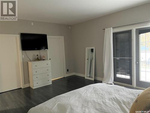 314 Centre Avenue, Meadow Lake, SK - Indoor Photo Showing Bedroom