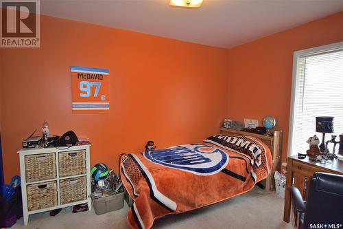 225 Riverside Drive, Prince Albert, SK - Indoor Photo Showing Bedroom