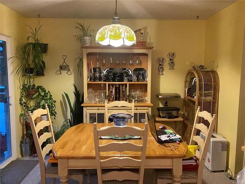 2115 Pioneer Hill Dr, Port Mcneill, BC - Indoor Photo Showing Dining Room