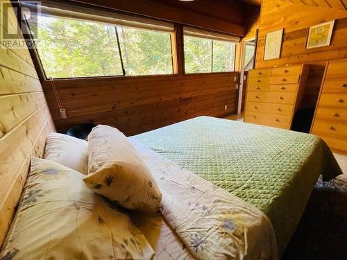 963 Spilsbury Drive, Savary Island, BC - Indoor Photo Showing Bedroom