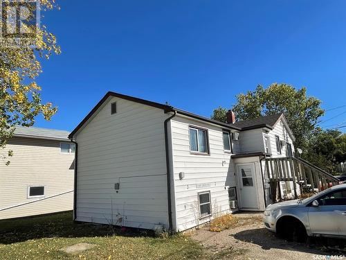 317 Government Road S, Weyburn, SK - Outdoor With Exterior