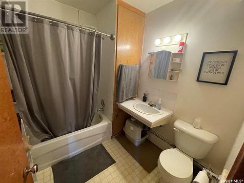 317 Government Road S, Weyburn, SK - Indoor Photo Showing Bathroom