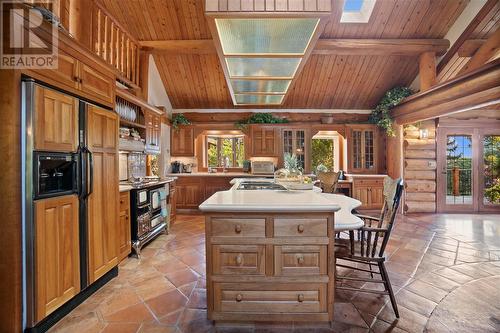 1291 Otter Lake Road, Armstrong, BC - Indoor Photo Showing Kitchen