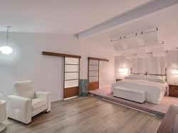 Master bedroom - 